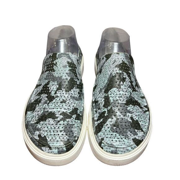 Men’s Slip on crocs size 8 camo blue - Picture 2 of 5